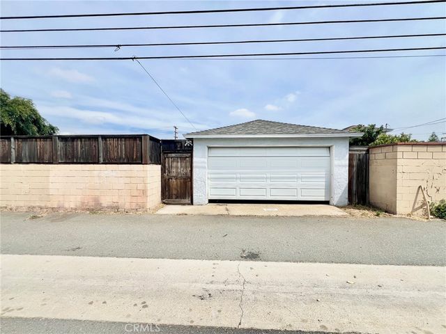 1640 Marine, Gardena, CA 90247