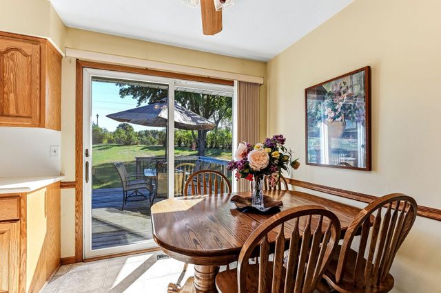8419 Ivywood Avenue S, Cottage Grove, MN 55016