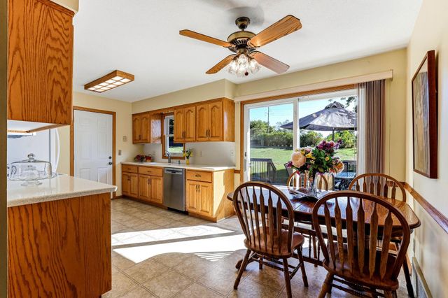 8419 Ivywood Avenue S, Cottage Grove, MN 55016