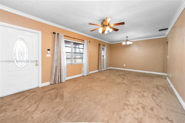 5431 W 2nd Ave, Hialeah, FL 33012