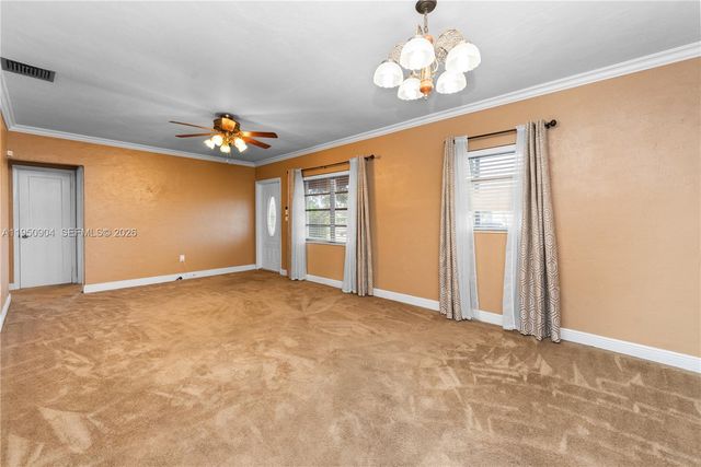 5431 W 2nd Ave, Hialeah, FL 33012