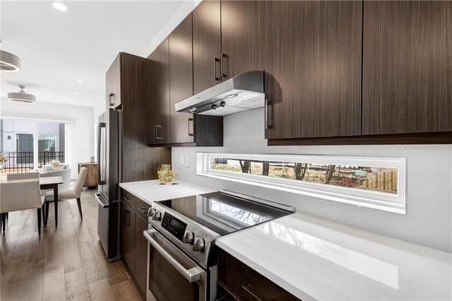 1584 Rock Dam SE Drive, Atlanta, GA 30317