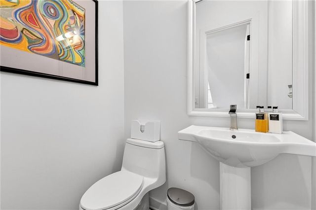 1584 Rock Dam SE Drive, Atlanta, GA 30317