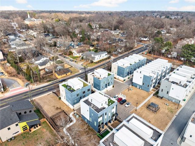 1584 Rock Dam SE Drive, Atlanta, GA 30317