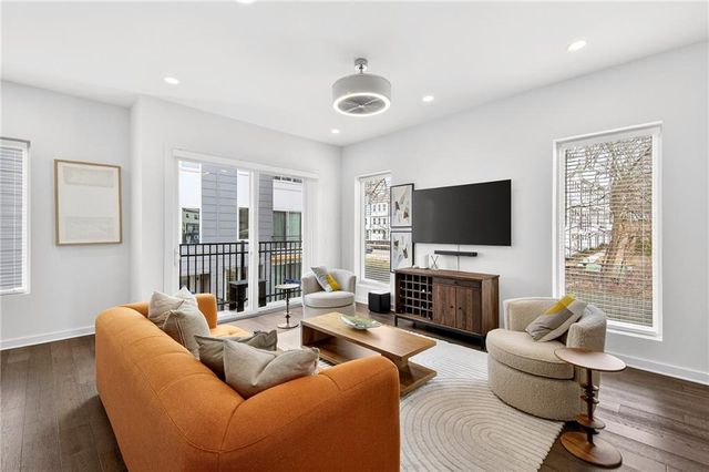 1584 Rock Dam SE Drive, Atlanta, GA 30317