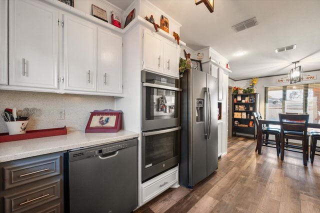 38 E Canyon View Drive, Ransom Canyon, TX 79366