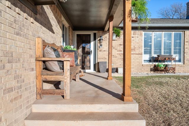 38 E Canyon View Drive, Ransom Canyon, TX 79366