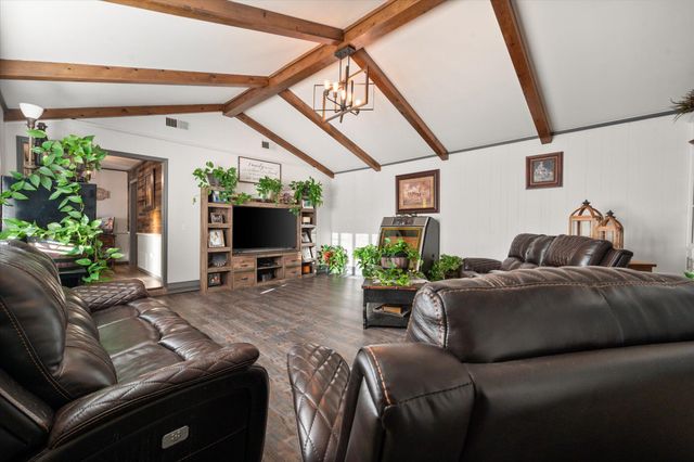 38 E Canyon View Drive, Ransom Canyon, TX 79366