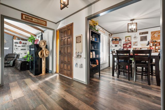 38 E Canyon View Drive, Ransom Canyon, TX 79366