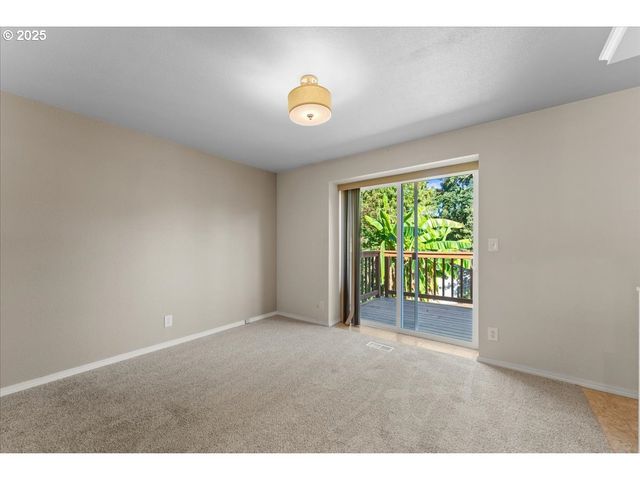 5107 Nw DANIELS St, Vancouver, WA 98663