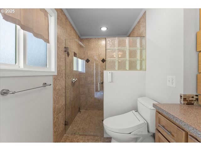 5107 Nw DANIELS St, Vancouver, WA 98663