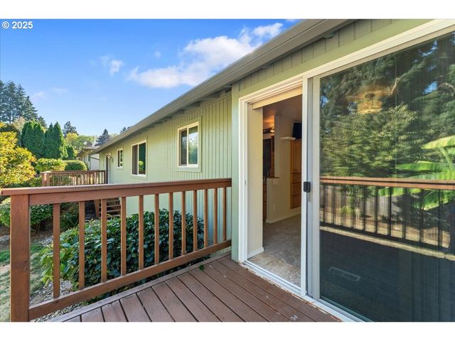 5107 Nw DANIELS St, Vancouver, WA 98663