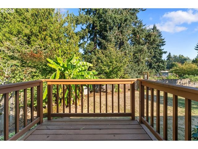 5107 Nw DANIELS St, Vancouver, WA 98663