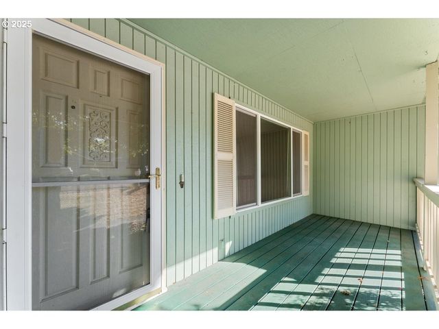 5107 Nw DANIELS St, Vancouver, WA 98663