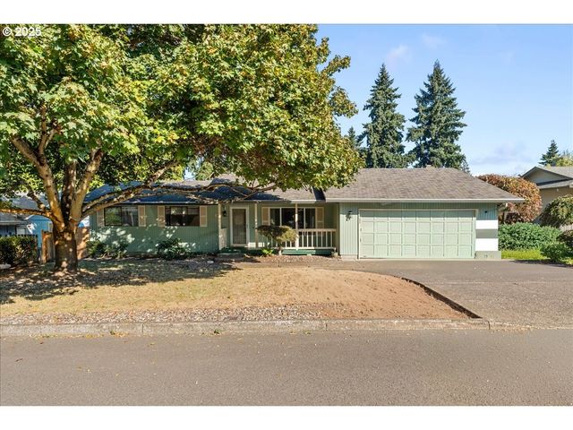 5107 Nw DANIELS St, Vancouver, WA 98663