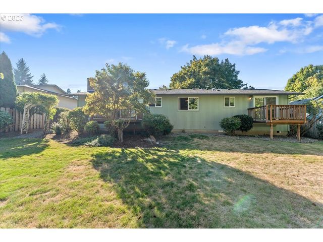 5107 Nw DANIELS St, Vancouver, WA 98663
