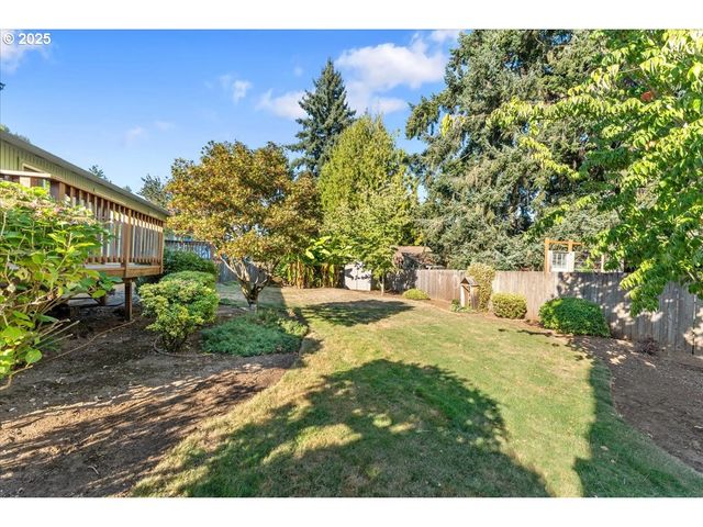 5107 Nw DANIELS St, Vancouver, WA 98663