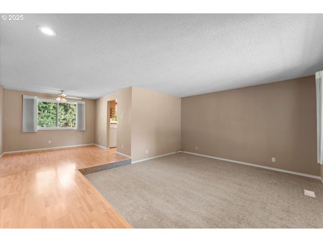 5107 Nw DANIELS St, Vancouver, WA 98663