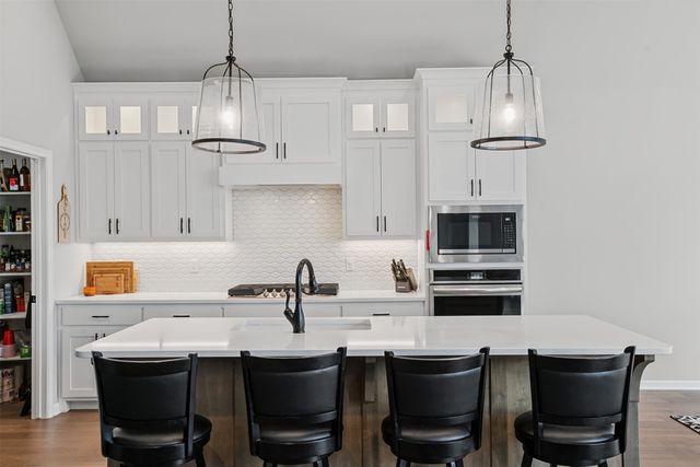 7121 E Queens Street, Broken Arrow, OK 74014
