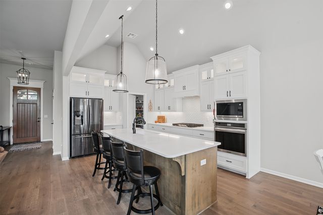 7121 E Queens Street, Broken Arrow, OK 74014