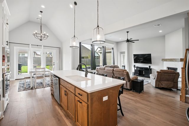 7121 E Queens Street, Broken Arrow, OK 74014