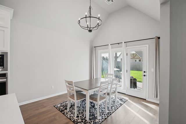 7121 E Queens Street, Broken Arrow, OK 74014