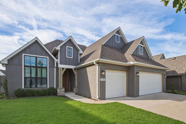7121 E Queens Street, Broken Arrow, OK 74014