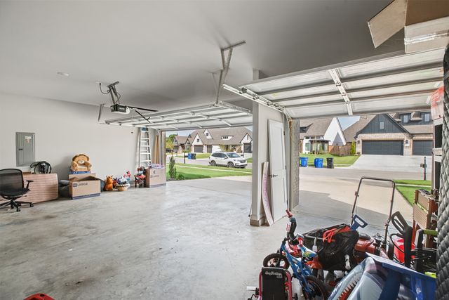 7121 E Queens Street, Broken Arrow, OK 74014