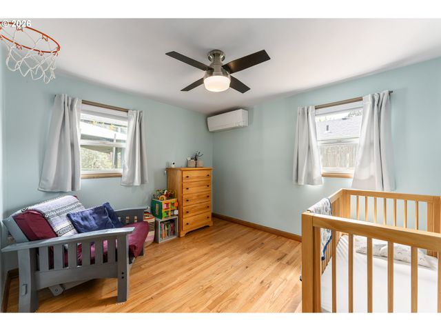 11120 Ne San Rafael St, Portland, OR 97220