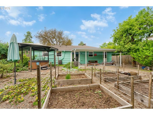 11120 Ne San Rafael St, Portland, OR 97220