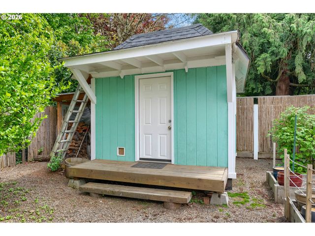11120 Ne San Rafael St, Portland, OR 97220