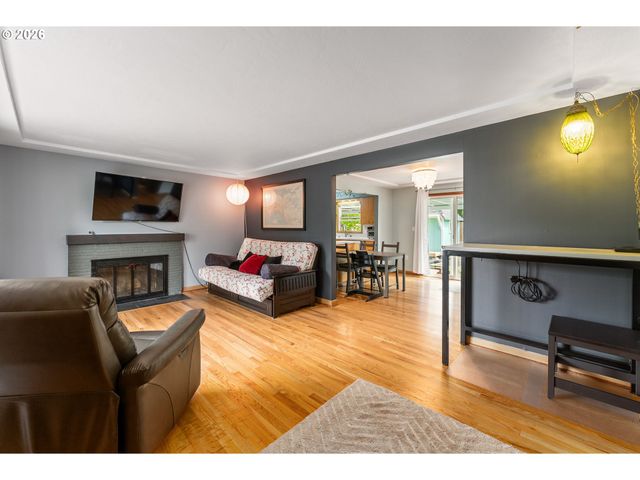 11120 Ne San Rafael St, Portland, OR 97220