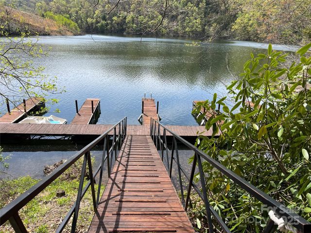 134 Dars Lane 7, Tuckasegee, NC 28783