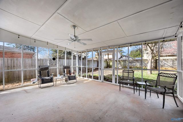 1809 Whisperwood Way NW, Huntsville, AL 35806