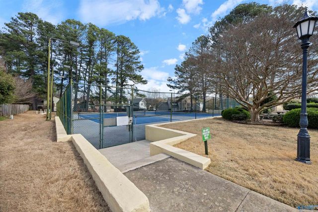 1809 Whisperwood Way NW, Huntsville, AL 35806