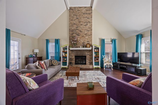 1809 Whisperwood Way NW, Huntsville, AL 35806