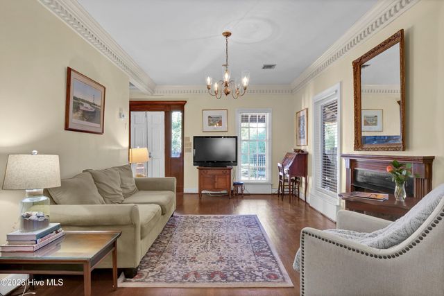 532 Waynick Boulevard, Wrightsville Beach, NC 28480