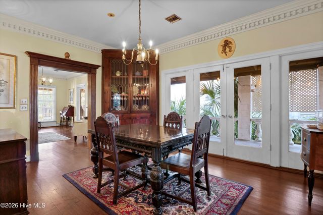 532 Waynick Boulevard, Wrightsville Beach, NC 28480