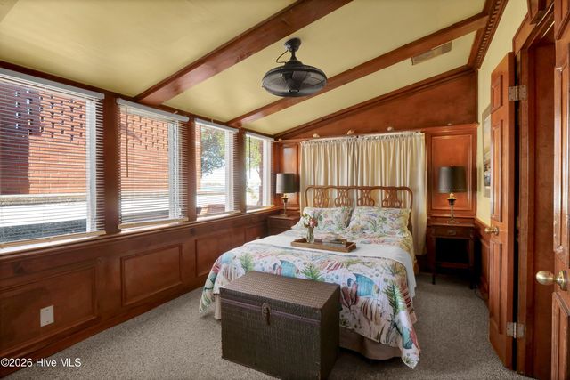 532 Waynick Boulevard, Wrightsville Beach, NC 28480