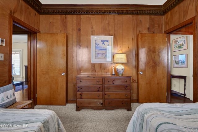 532 Waynick Boulevard, Wrightsville Beach, NC 28480