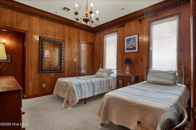 532 Waynick Boulevard, Wrightsville Beach, NC 28480