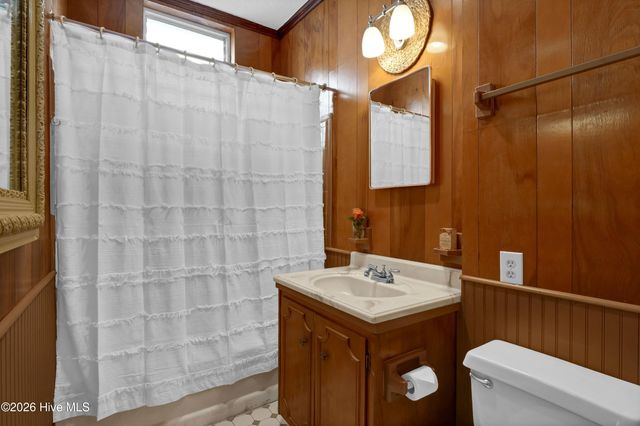 532 Waynick Boulevard, Wrightsville Beach, NC 28480