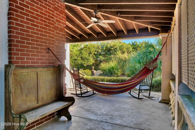 532 Waynick Boulevard, Wrightsville Beach, NC 28480