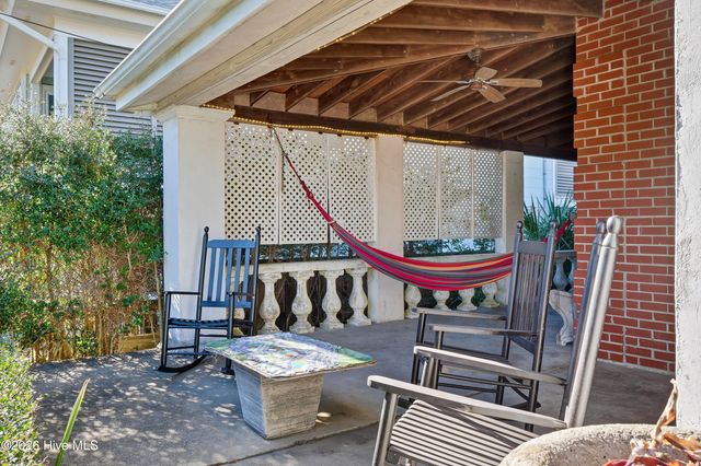 532 Waynick Boulevard, Wrightsville Beach, NC 28480