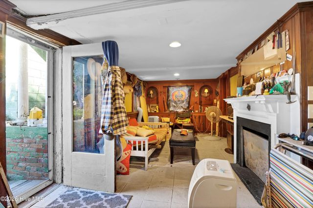 532 Waynick Boulevard, Wrightsville Beach, NC 28480