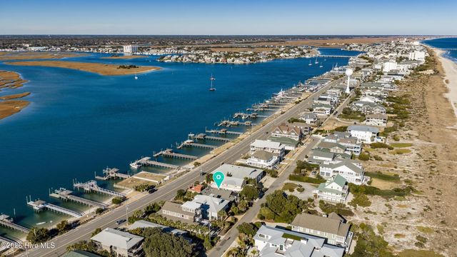 532 Waynick Boulevard, Wrightsville Beach, NC 28480