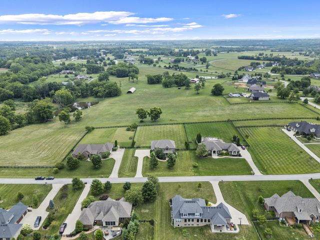 106 Hidden Meadow Lane, Nicholasville, KY 40356