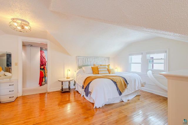 2431 Hughitt Ave, Superior, WI 54880