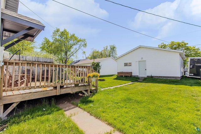 2431 Hughitt Ave, Superior, WI 54880
