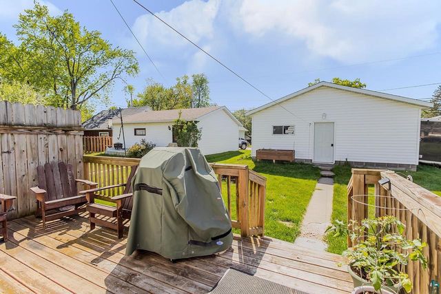 2431 Hughitt Ave, Superior, WI 54880